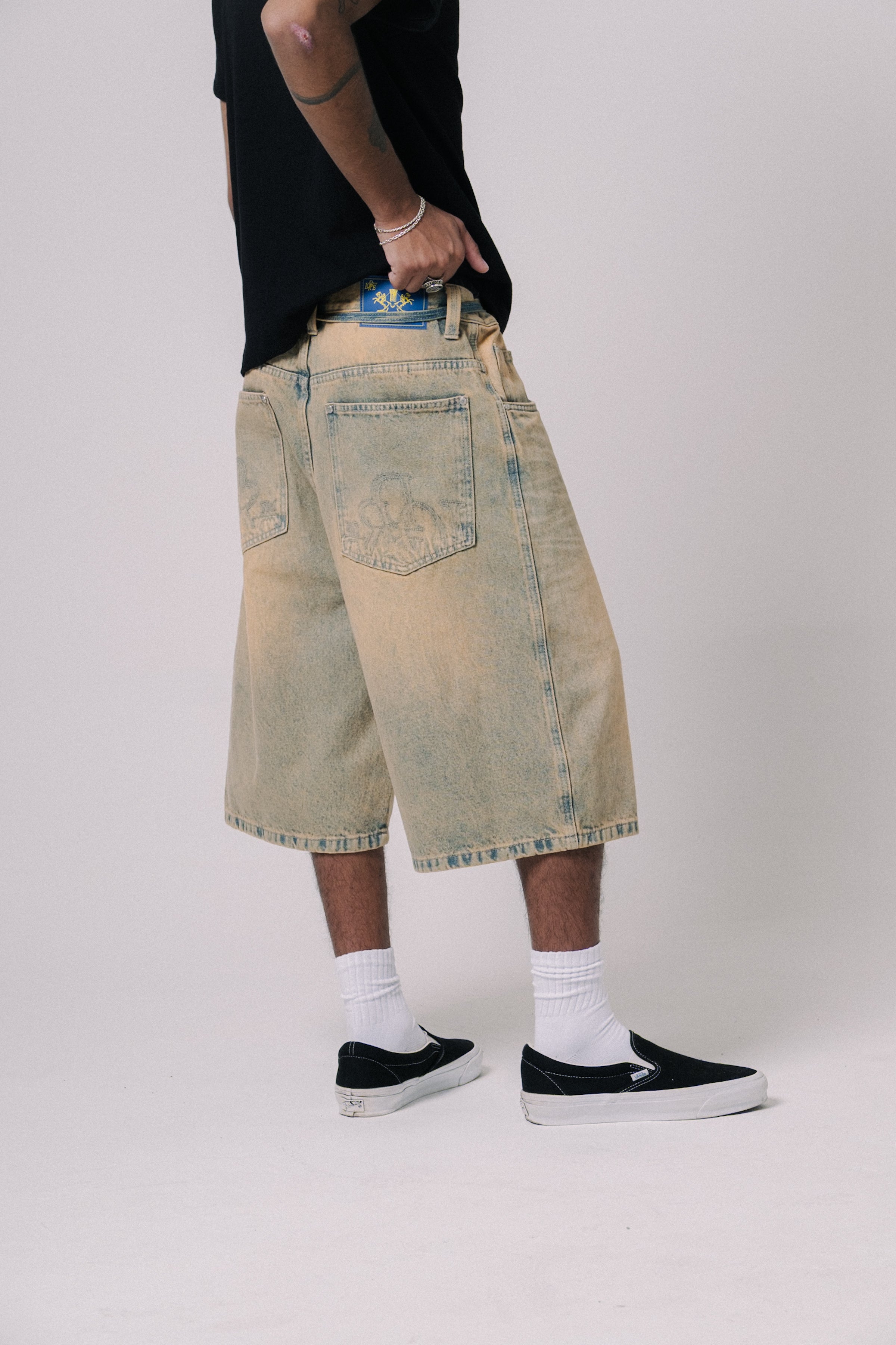 ACID DENIM SHORTS – L'ORDRE