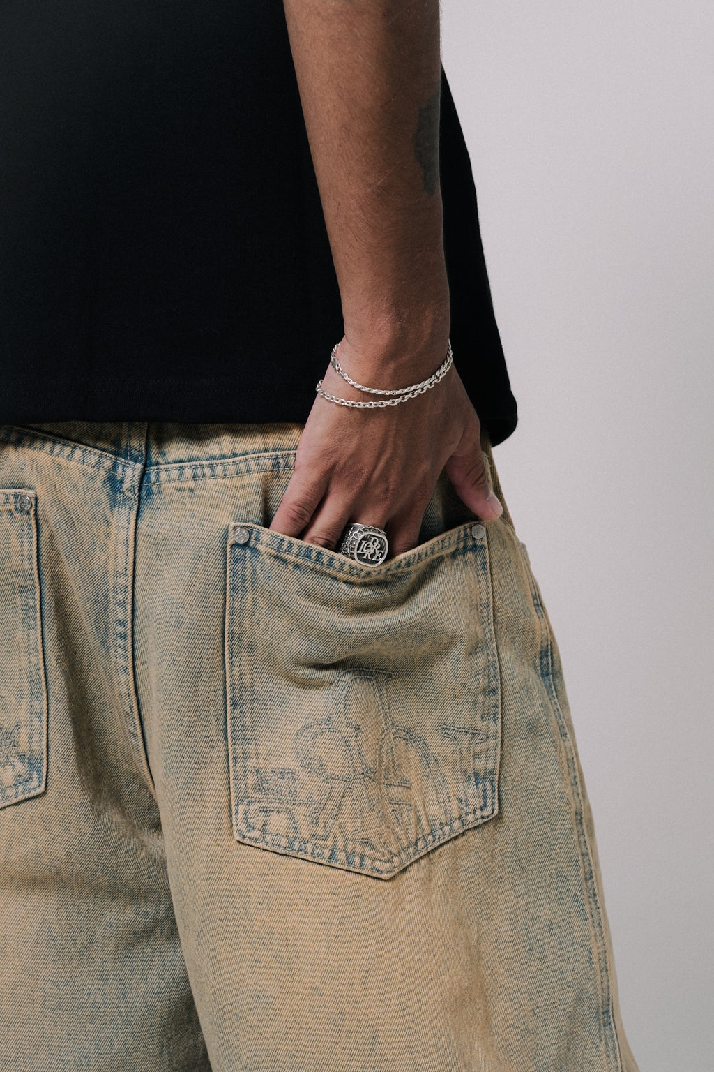 ACID DENIM SHORTS