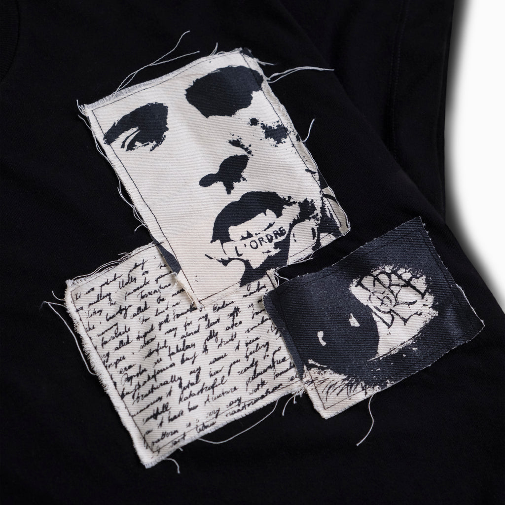 PATCHES TEE